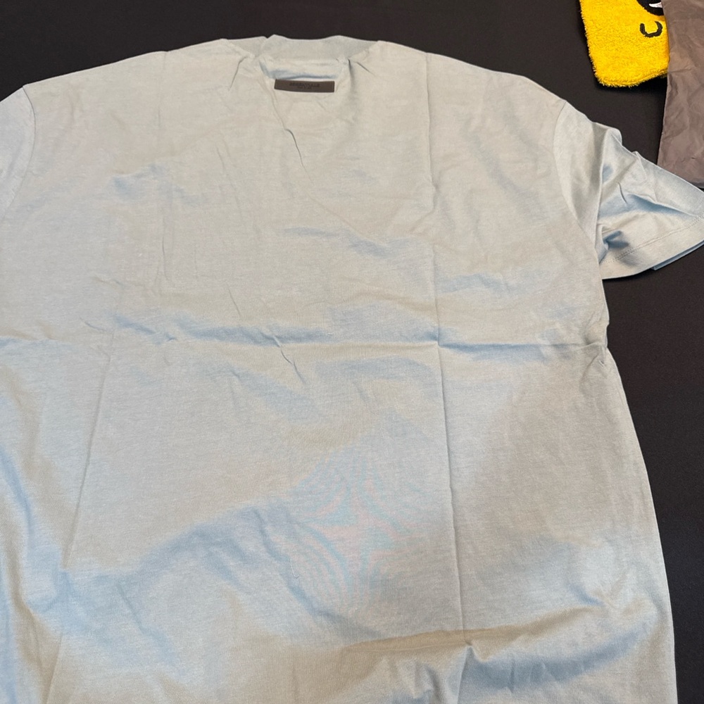 Essentials Soft teal front logo essentials tee XL